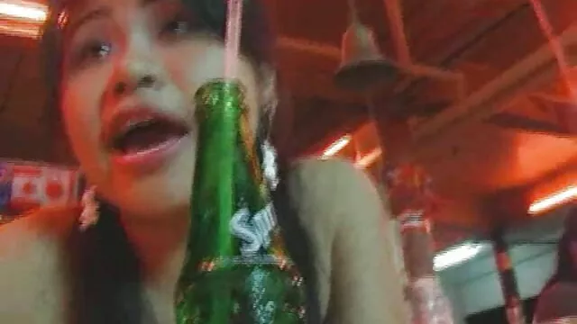 Tốt nhất khiêu dâm, không giấy đăng ký  Tự cam chịu với một trang web phim sec cuộc giao tranh với vú của một con điếm